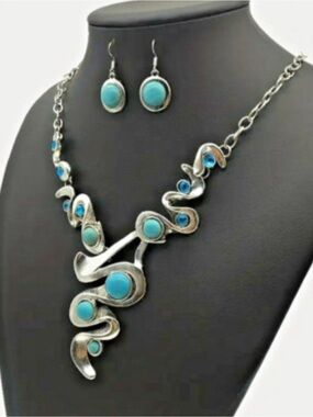 Turquoise ETHNIC Silver Swirl Necklace & Earring Set BEAU DEFI CLASSY NEW